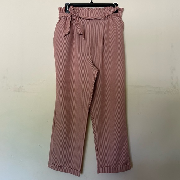 Sienna Sky Paperbag Pants - Picture 2 of 10